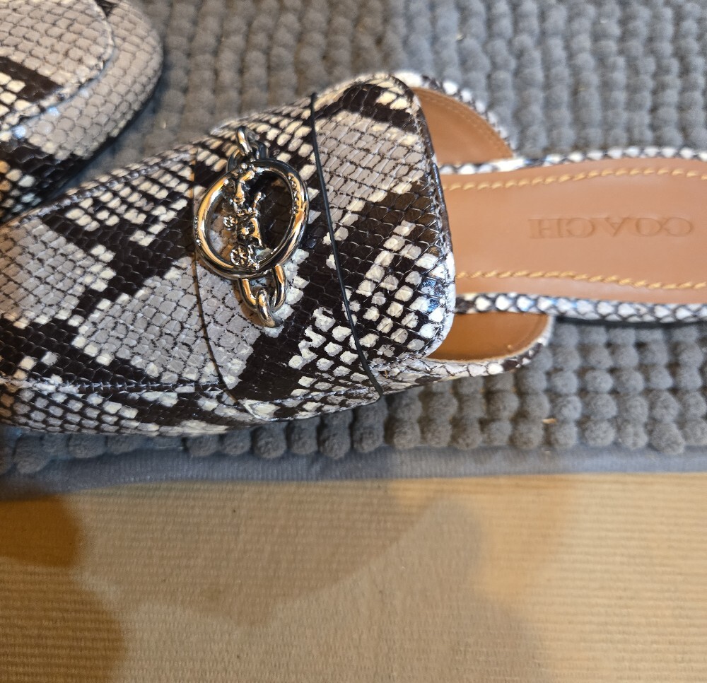 COACH Black & White Snake-Print Scotty PTE SLIDE - Picture 3 of 6